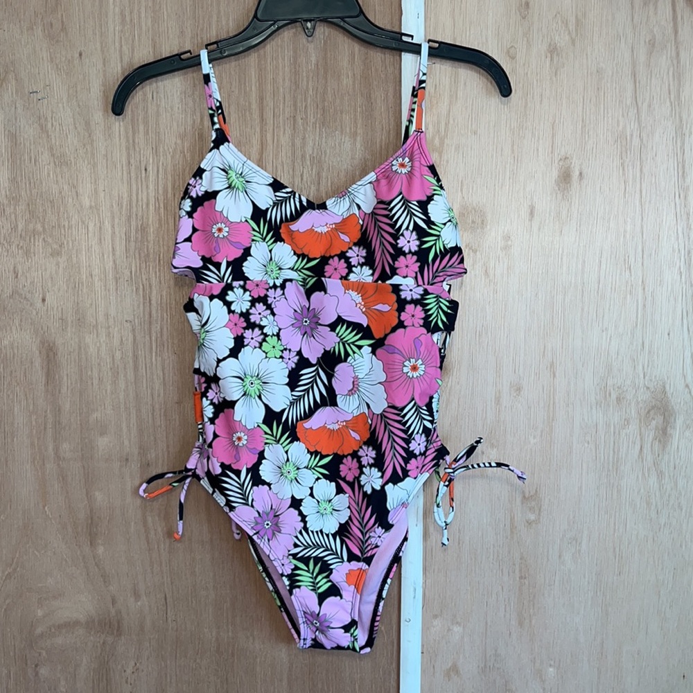SALT + COVE JUNIORS LACE-UP-SIDES ONE-PIECE SWIMSUIT Sz LARGE - Picture 2 of 11
